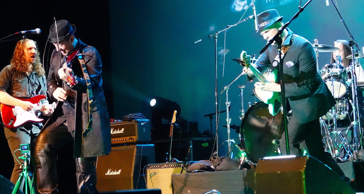 Joe Deninzon & Stratospheerius to release King Crimson cover