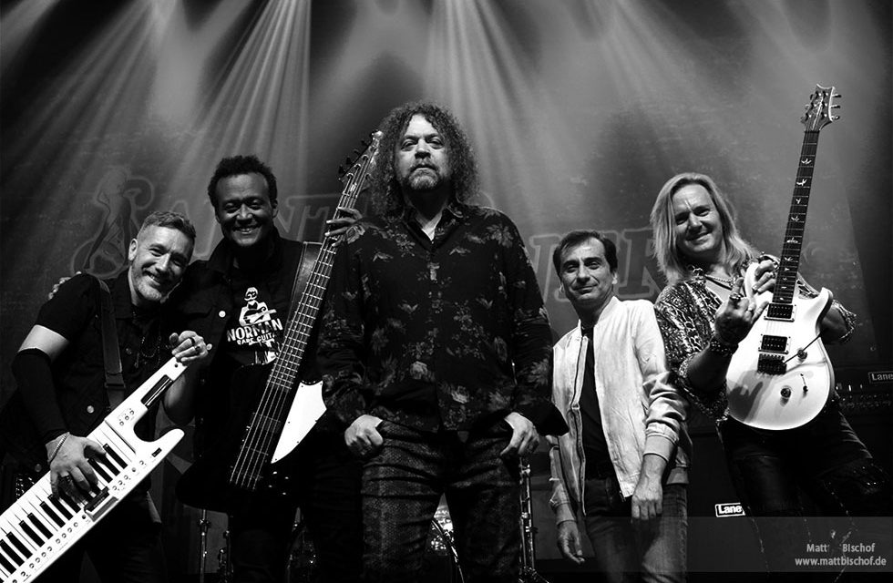 SAINTED SINNERS Feat. Members Of BONFIRE & TYGERS OF PAN TANG Release ‘Standing On Top’ Music Video, First Single Out Now