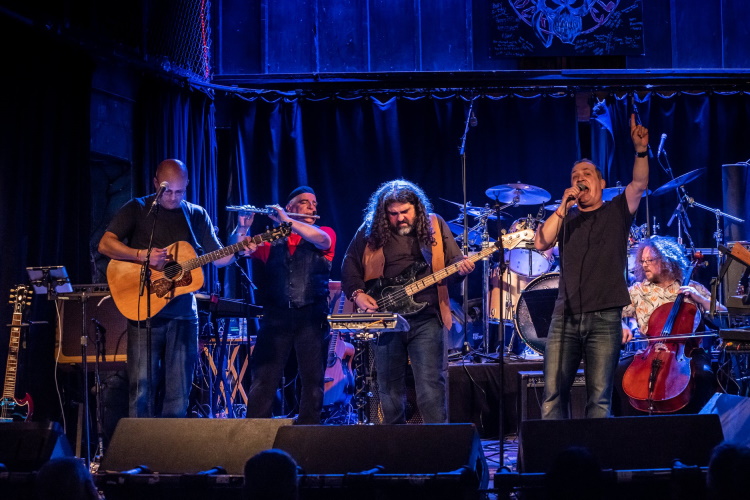 Chicago Prog Ensemble Sonus Umbra Release New Album “A Sky Full of Ghosts”