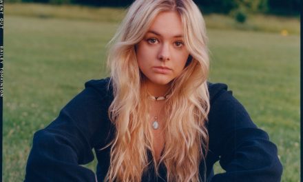 BAILEY TOMKINSON ANNOUNCES NEW SINGLE AS KERNOWFORNIA SOUND TAKES CENTRE-STAGE.