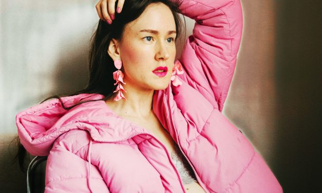 Sweedish Artist Bara Karin to release New Single What a Waste on September 16th