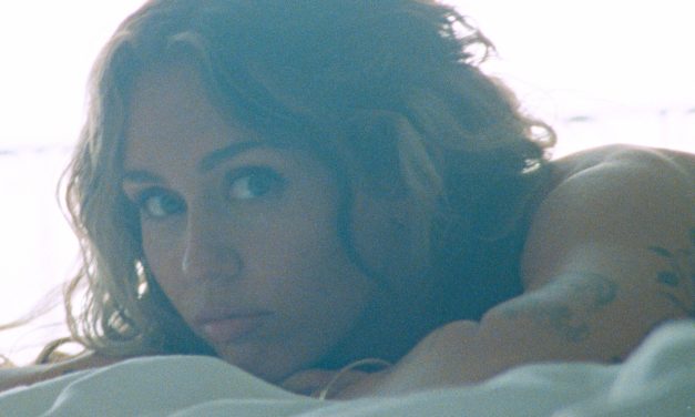 Miley Cyrus – Jaded (Official Video)