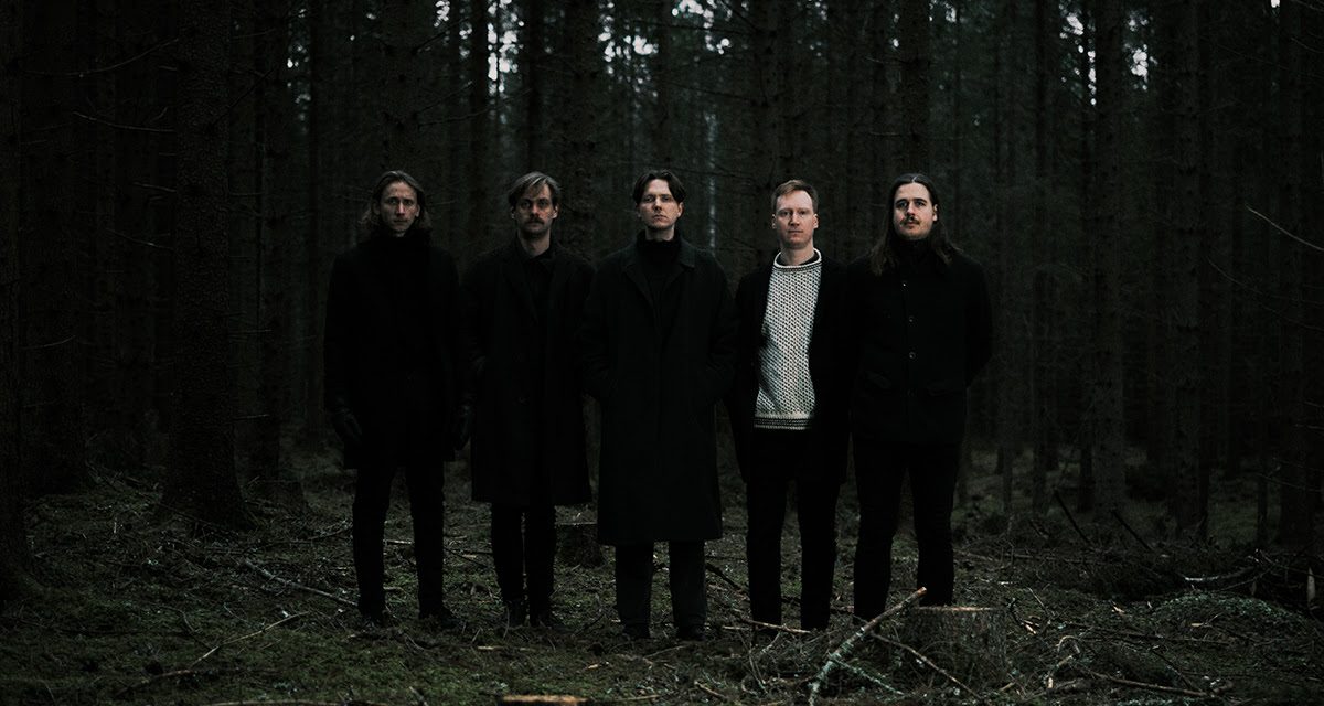 Norwegian progressive rock group AVKRVST will release their debut album ‘The Approbation’ on June 16th, 2023. 