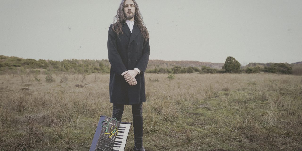 Red Round Records is proud to release ”Aftonland” from John Lönnmyr, on November 3rd