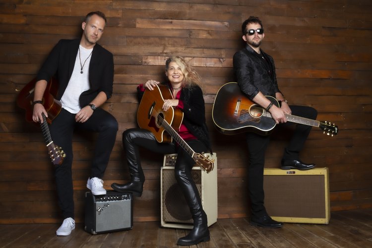 “Folsom Prison Blues” by The String Revolution & Tommy Emmanuel