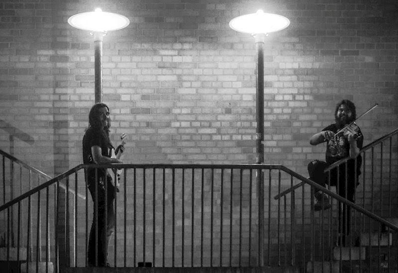 Berlin’s CIRCOLO VIZIOSO channel outrage at Russian invasion of Ukraine in ‘Walls’ single (FOR FANS OF Sonic Youth, Black Angels, Fugazi, Nirvana, Buzzcocks)