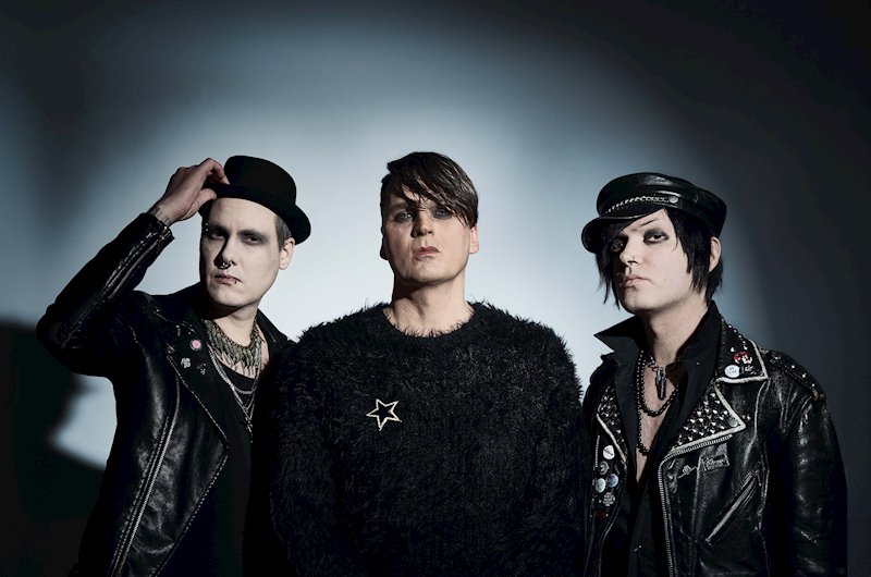 Swedish post-punk trio THEN COMES SILENCE kicks off European tour in support of ‘Trickery’ LP. Enjoy a dark fix with the cavernous ‘Ghost House’