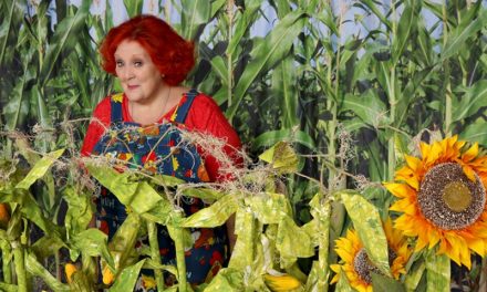 Friends Pay Tribute To Lulu Roman, Beloved ‘Hee Haw’ Star and Gospel Music Icon