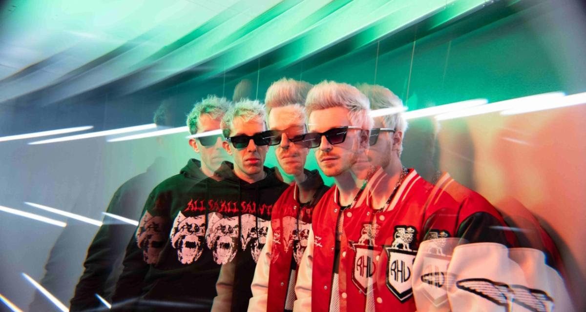 Alternative Rock Duo PEAKS! Release Digital EP ‘Modern World Survivors II’ Out Now via FLG