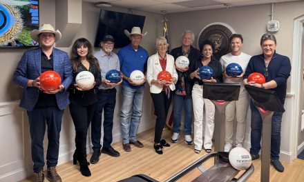 COUNTRY LEGENDS INVITED TO TRUMAN BOWLING ALLEY AT THE WHITE HOUSE FOR SPECIAL COUNTRY MUSIC BOWLING NIGHT