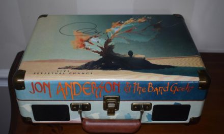 JON ANDERSON and StuckOnDecoupage Collaborate on an Autographed Limited Edition Turntable