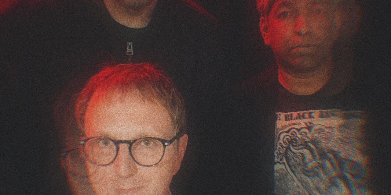 The Zaxons Get Wired With Analog Angst & Angular Post-Punk on “Adrian Knows”